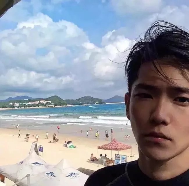 宏玲