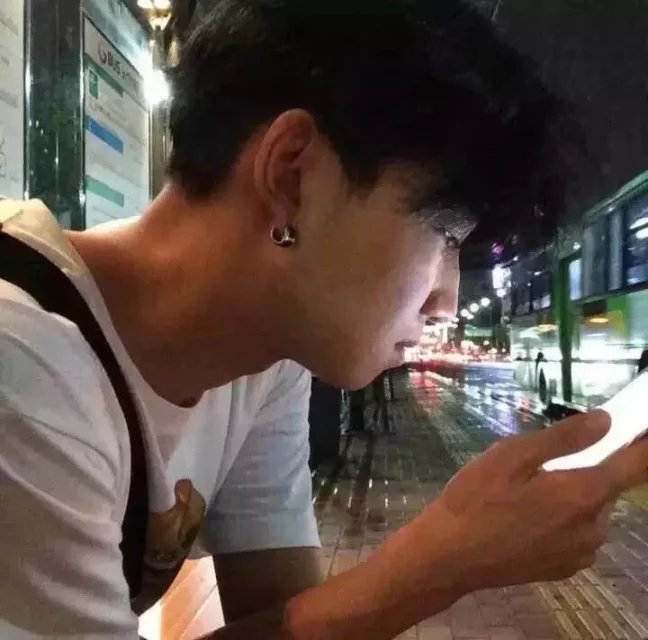小哥哥