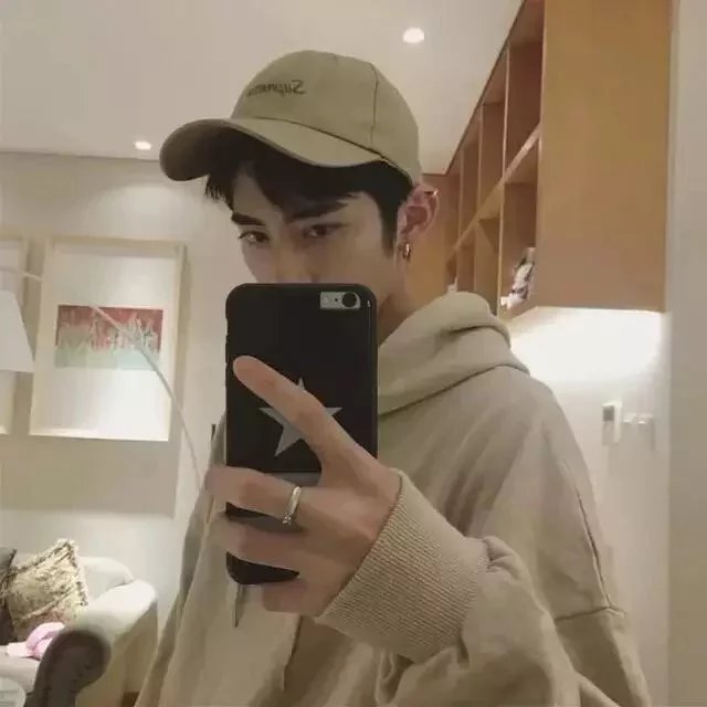小小四