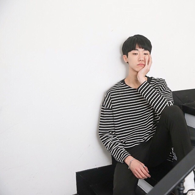 陽(yáng)光多燦丶爛