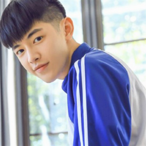 疼人的小哥哥