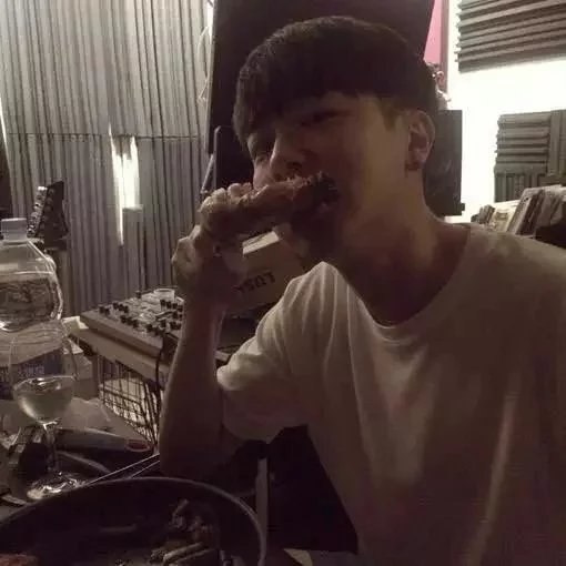 奶思呀