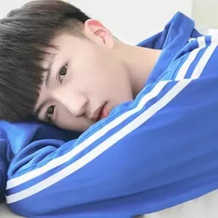 短促笑意