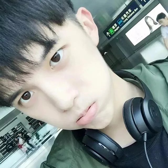 米奇的红裤衩儿