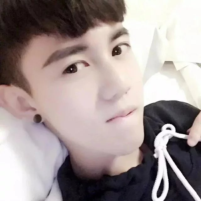 AAA  沫沫