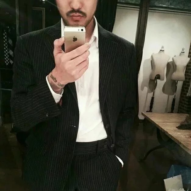 左手微凉