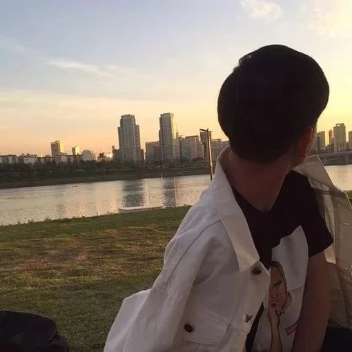 yvonne7?