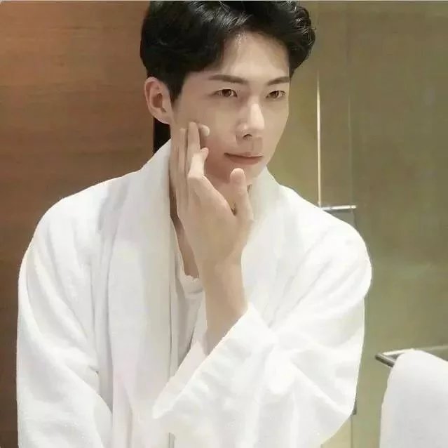 熊明明358