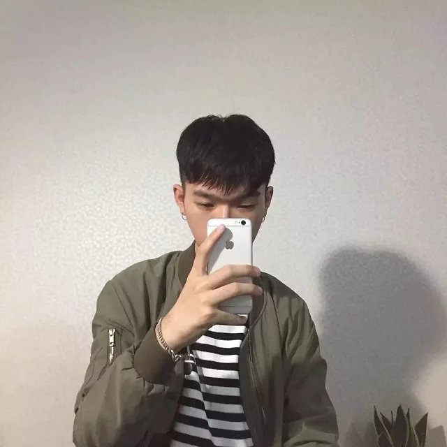 ??天上掉下个小