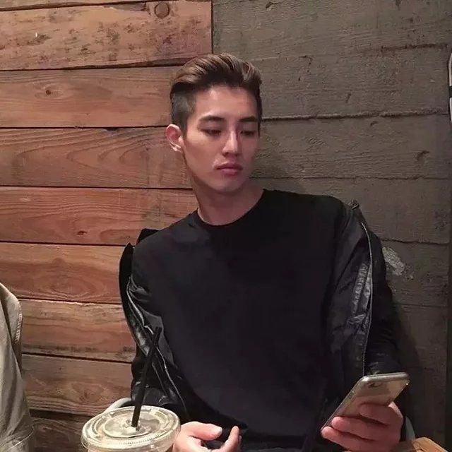 麋鹿不知经年