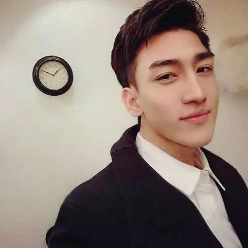 镜子在路上